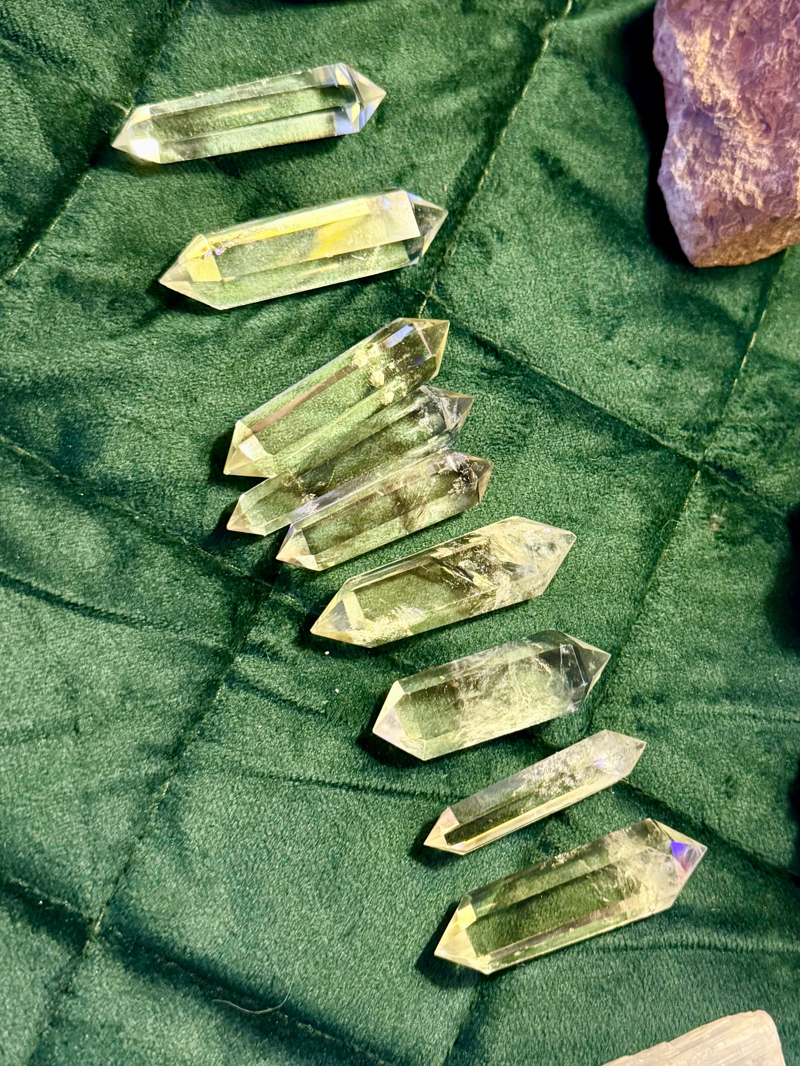 Natural Citrine Points – High-Grade Solar Energy Crystals