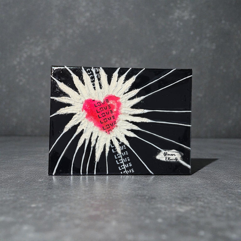 LOVE Explosion – Heart Series